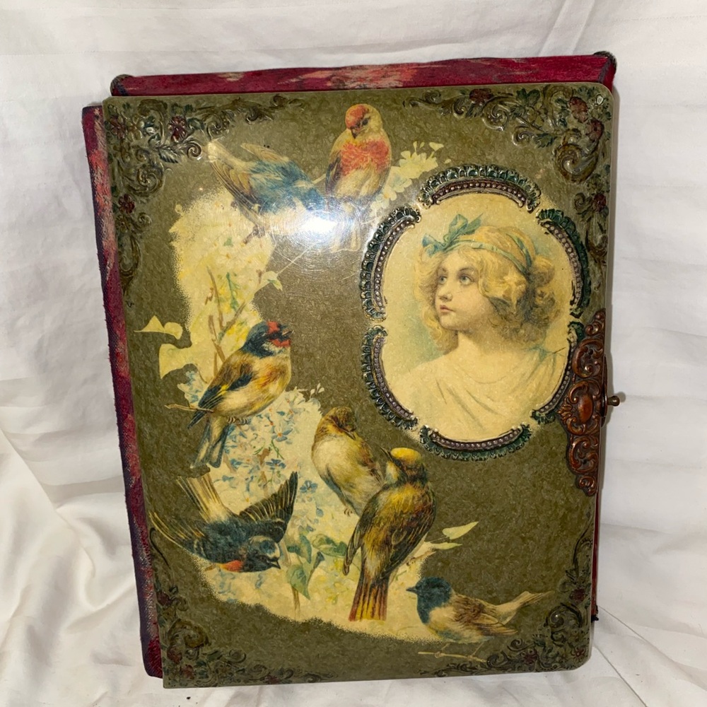 Vintage Bird-Themed Decorative Album